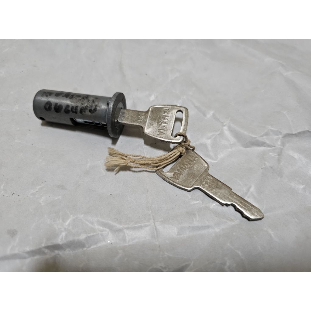 ชุดล็อคคอ Yamaha​ YG-1​ แท้ใหม่