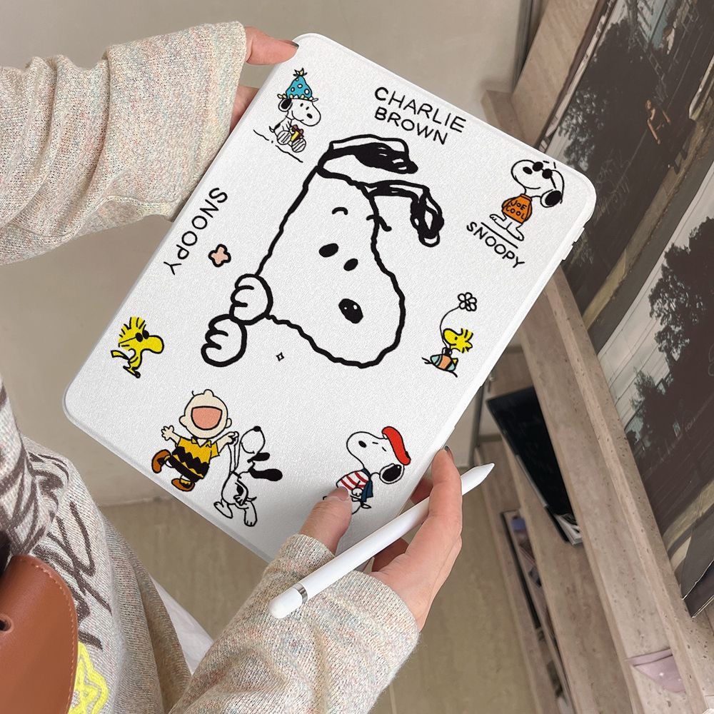 🚚ส่งใน 24 ชม🚚 เคสไอแพด 360°Gen11 AIR6 SNOOPY มีที่ใส่ปากกา Acrylic เคสipadGen10 Gen9 Air7 Pro11 12.9