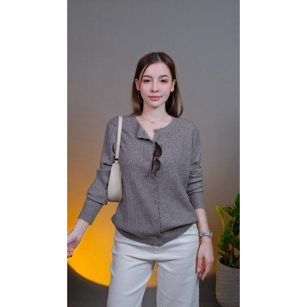 Chanan เสื้อไหมพรมแขนยาวเอวจั๊ม 5 สี กระดุมแกะจริง ใส่นุ่มสบาย (Freesize อก 30-48) รุ่น CN60