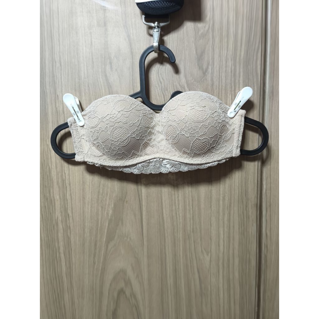 jollynn เสื้อใน ใช้น้อย ขาดสาย ป้าย a,b32