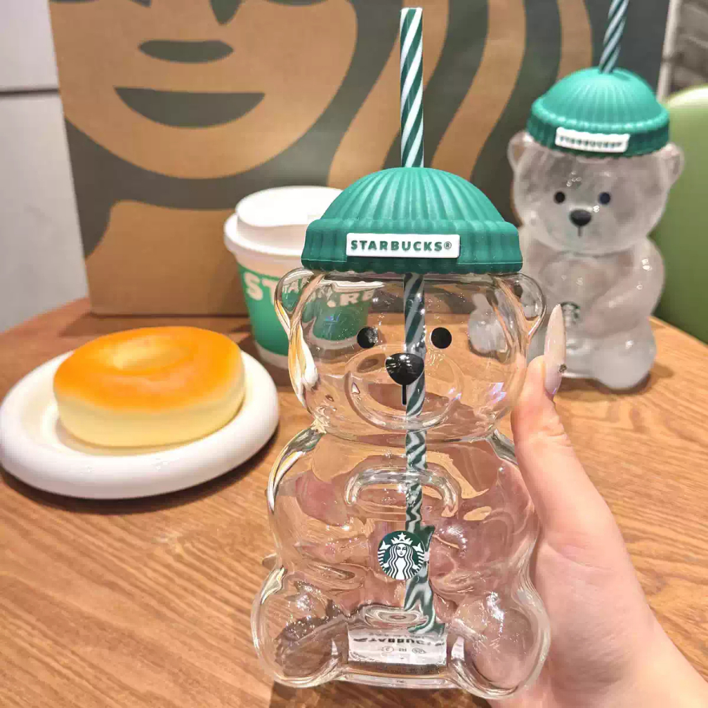 Starbucks North American Bear Straw Cup 591ml Straw Hat Bear Cup Cartoon Cup Hot-sale High-value Gift Cup ถ้วยกาแฟ