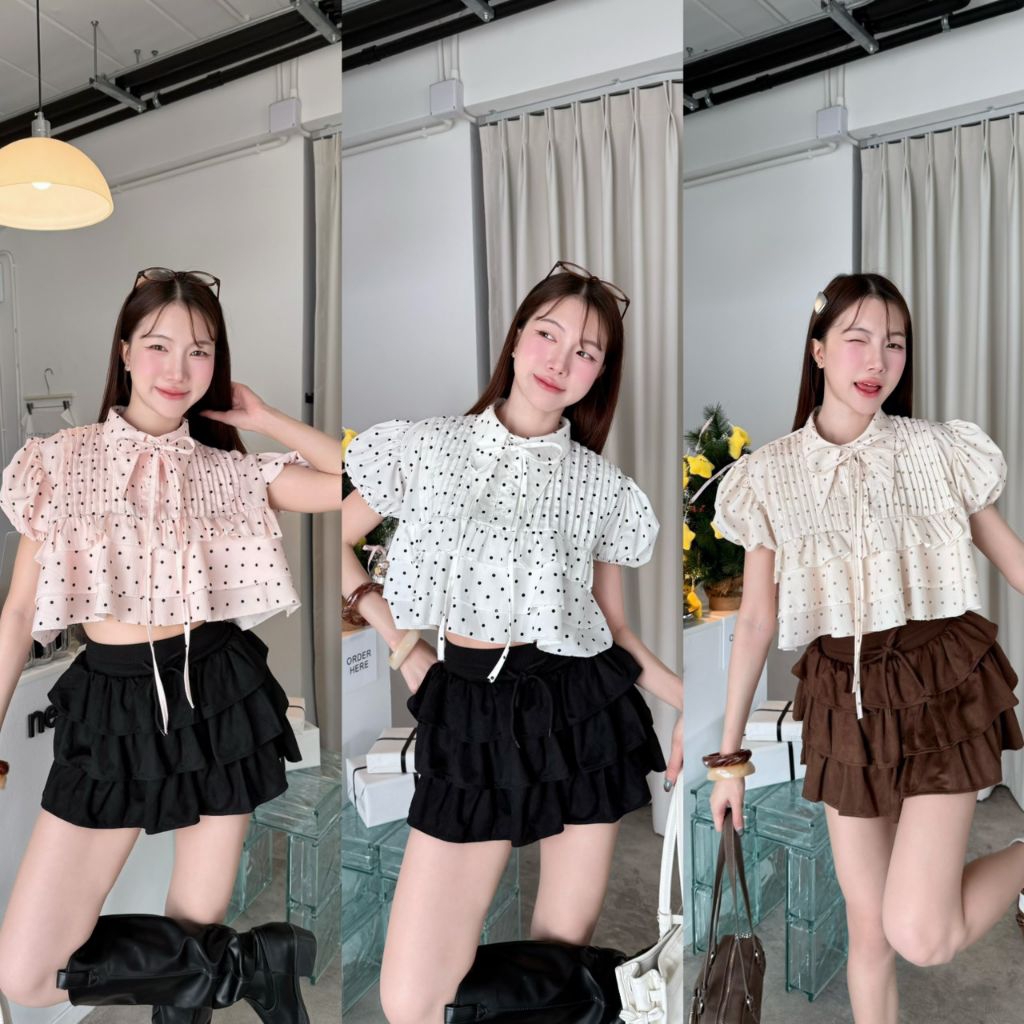 🫶🏻🤍 𝑵𝒆𝒘 𝒄𝒐𝒍𝒍𝒆𝒄𝒕𝒊𝒐𝒏 🤍🫶🏻
เสื้อคอปกลายจุดมีเชือกผูกหน้า

