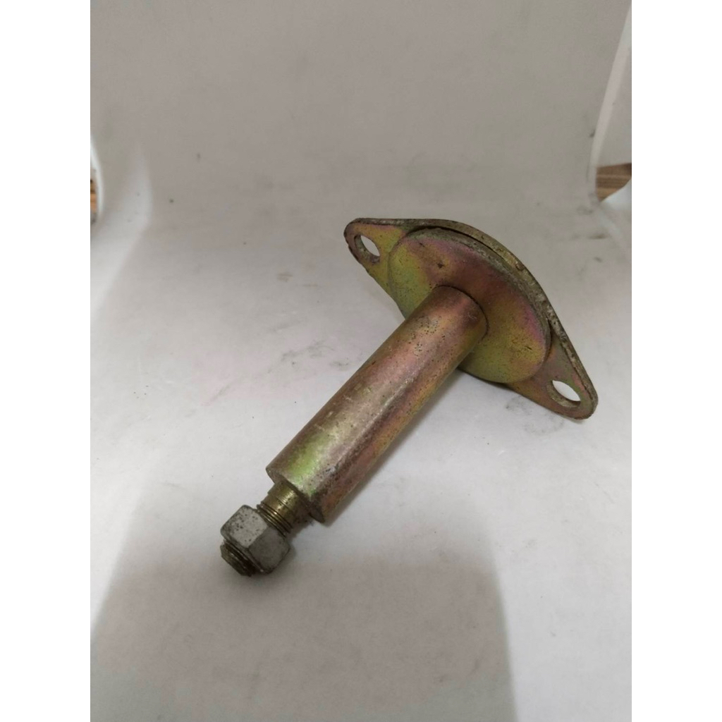 สลักแหนบหน้าไดฮัทสุ S40 S60. 1 ชิ้น ราคา  100 บาท