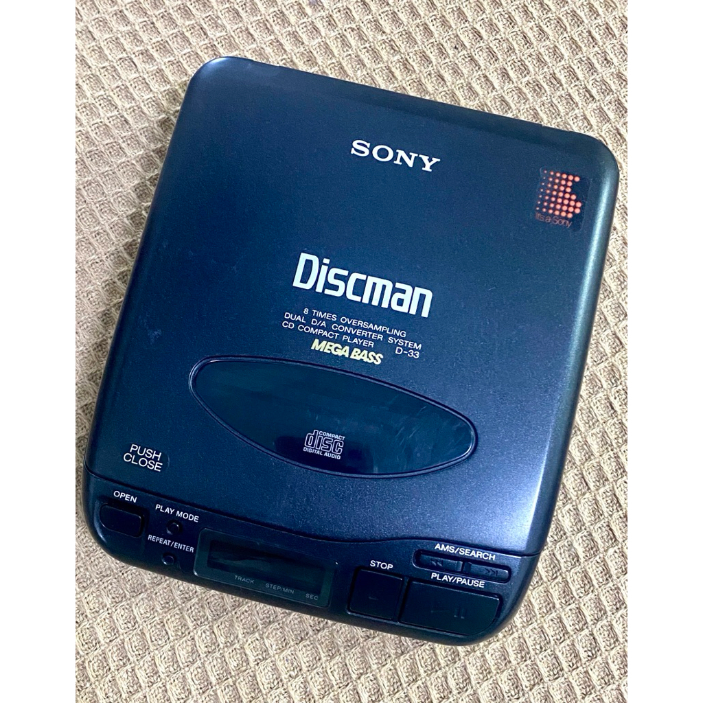 เครื่องเล่นCD Sony Discman D-33 ระบบ MEGA BASS เล่นแผ่นปกติ รุ่นสะสมสภาพดี พร้อมใช้งาน หายาก เสียงอน