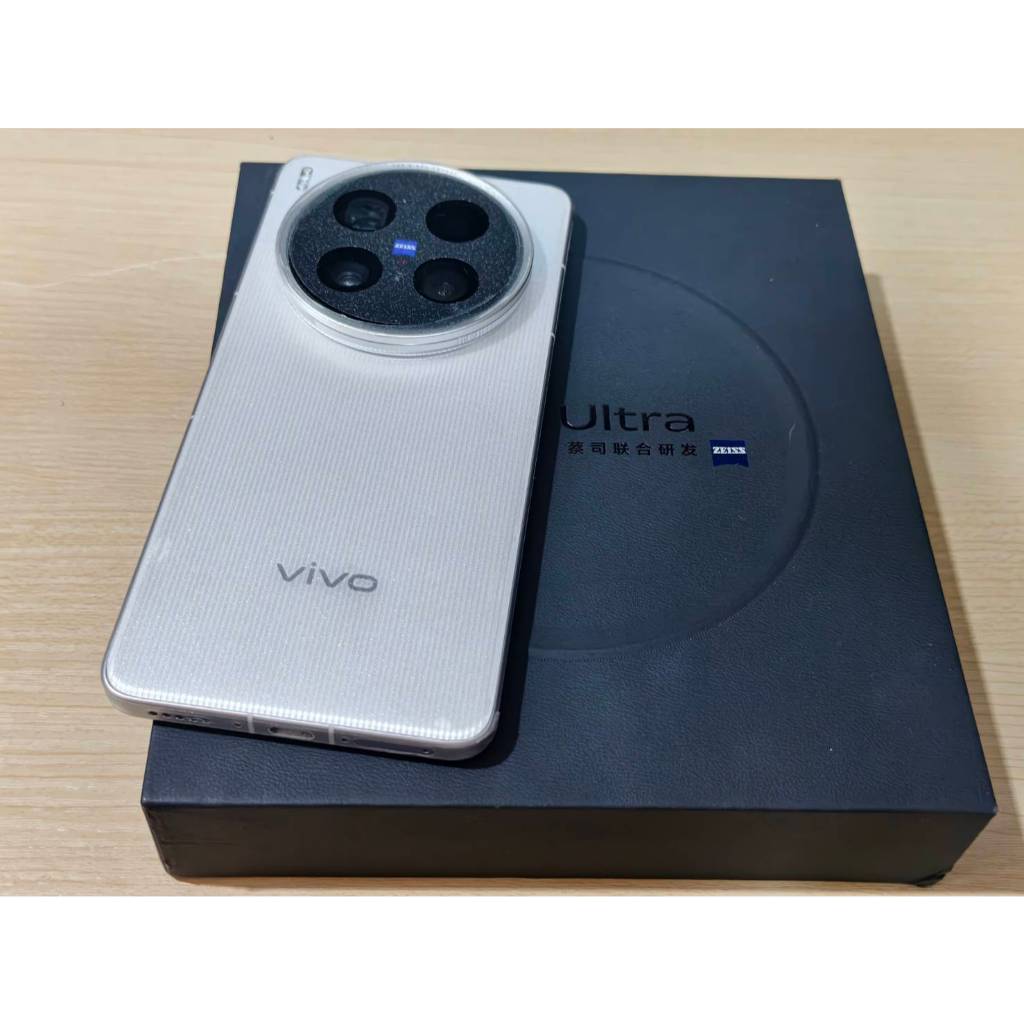 ขาย Vivo X200 Ultra 16/512GB มือสอง สภาพใหม่มาก ผ่อนได้ ราคาถูกๆ