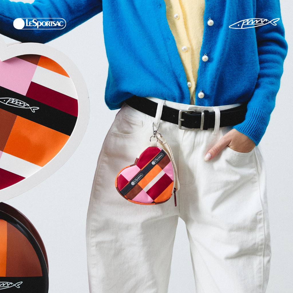 LeSportsac Heart Wristlet bag  กระเป๋าชาม์รูปหัวใจ กระเป๋าใส่เหรียญ Style 3006 LeSportsac x Sardine