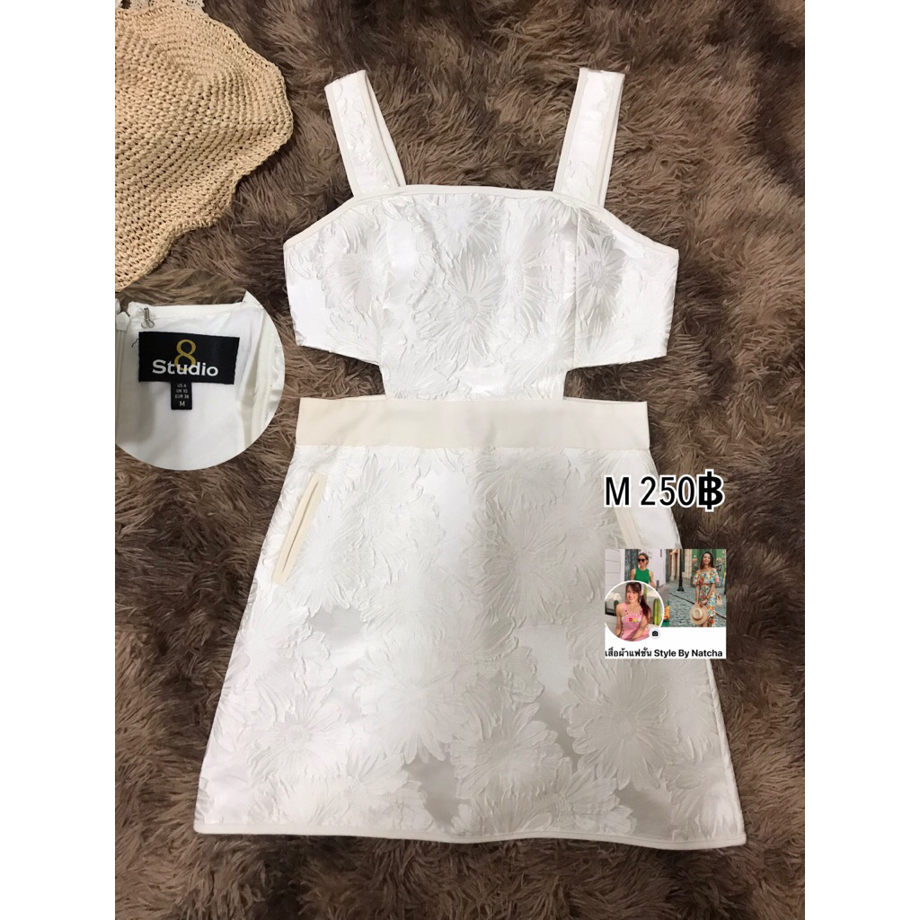 ชุดเดรสงานป้าย Ontop