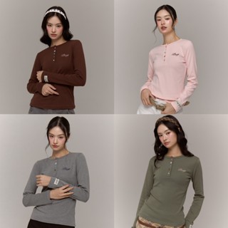 prey เสื้อปาดคอกลมแขนยาว wendy top