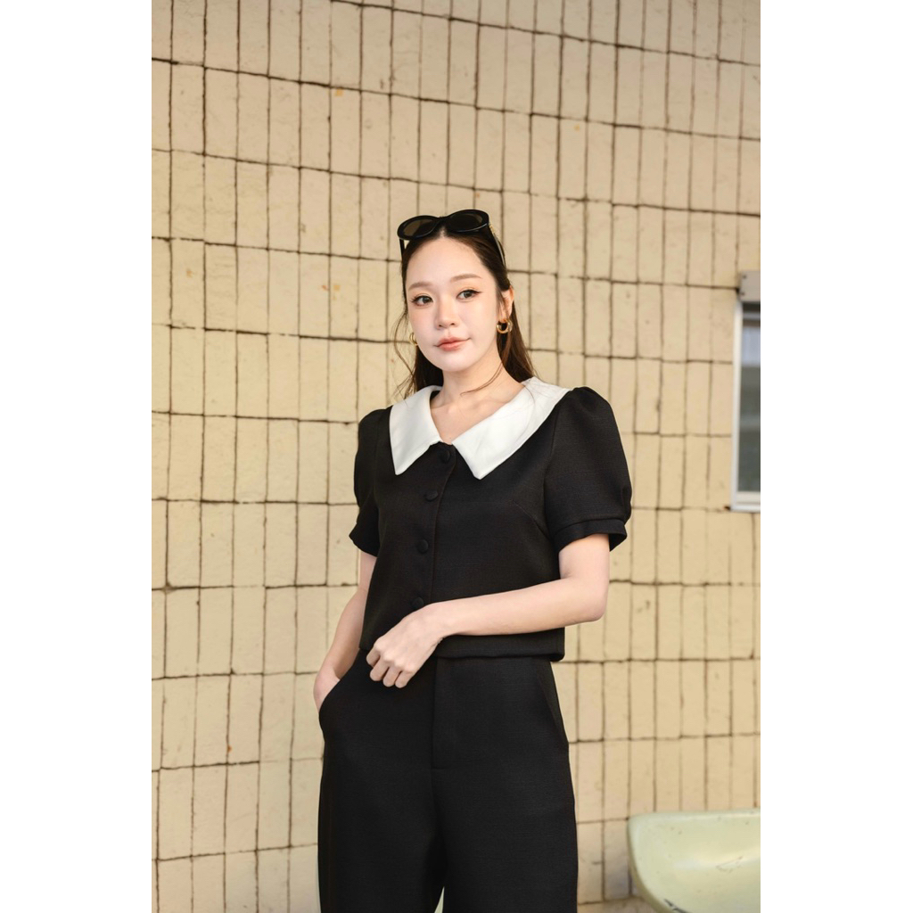 พรีออเดอร์ 204 Daily Tweed 🖤 😝 💐 ผ้าทวิตนุ่มสวยมาก Set 2pcs. เสื้อคอบัวปกขาว แขนพองเบาๆ ผ้าทวิตtextureอย่างดี