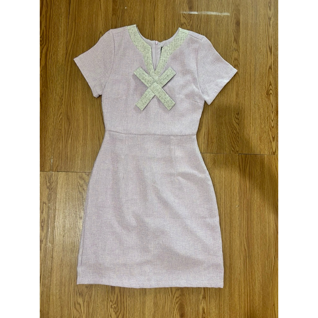 เดรสสีม่วง crayon brand