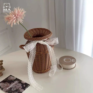 ริบบิ้นลูกไม้ [ กว้าง 3 cm 2 เมตร ] โบว์ผูกกล่อง ดอกไม้ หรืองานDIY (C14)