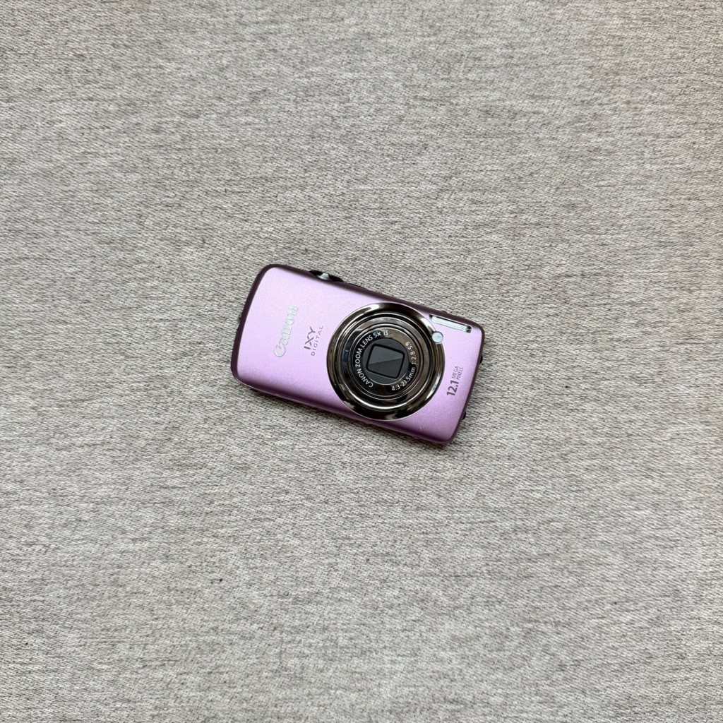 Canon IXY 930is / Canon IXUS 200is