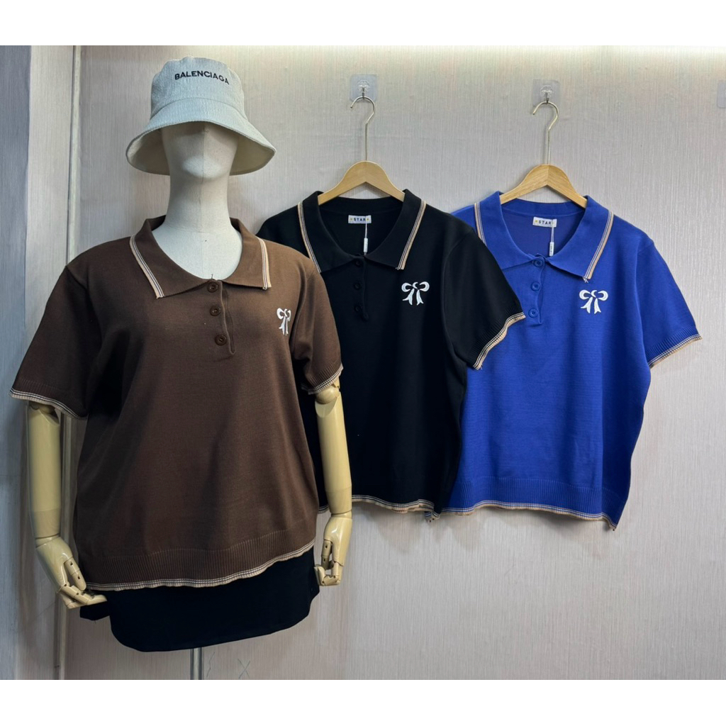 เสื้อไหมพรมคอปกปักลายโบว์ปลายแขนแต่งแถบ