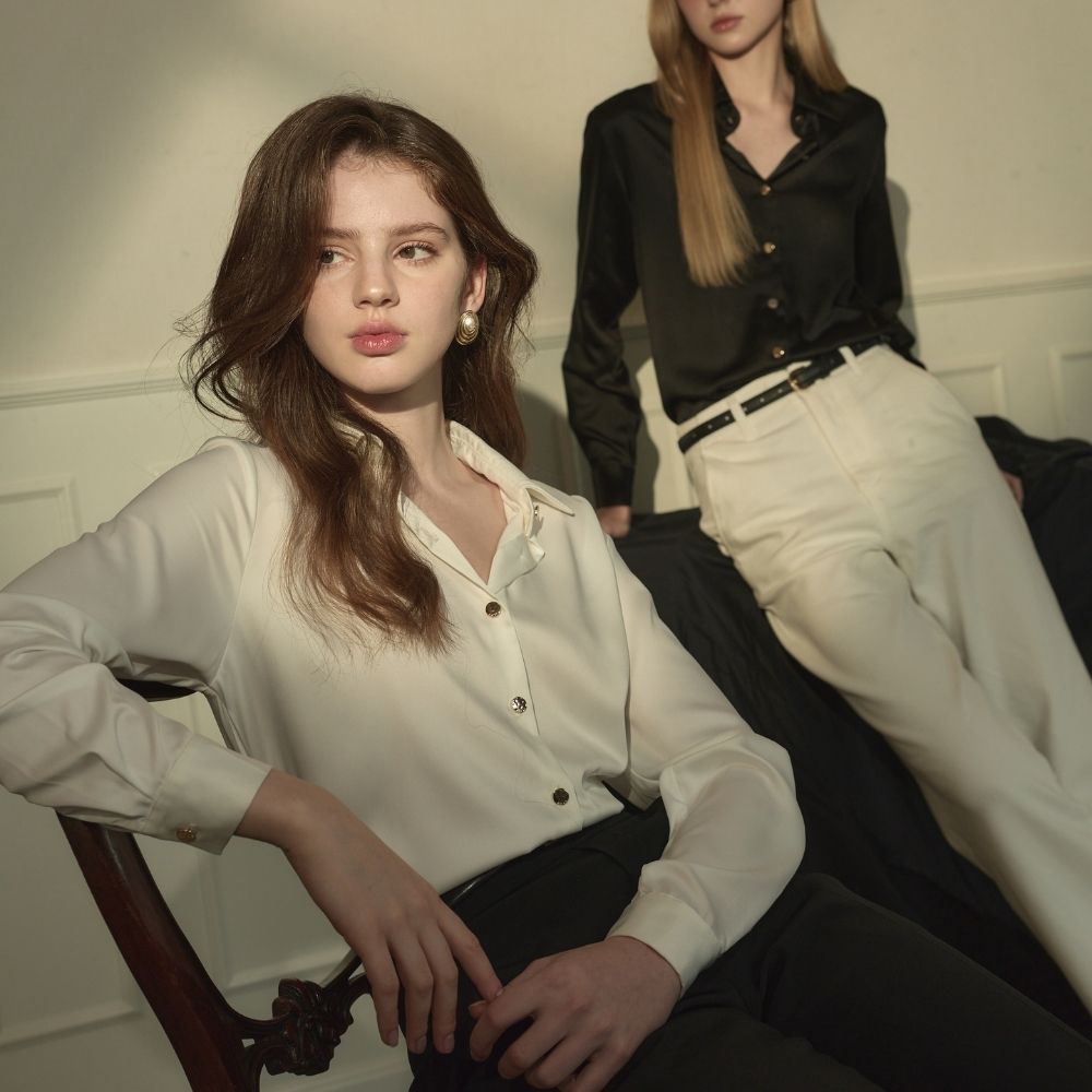 MAVE เสื้อรุ่น Reverie Satin Shirt สี Black,White