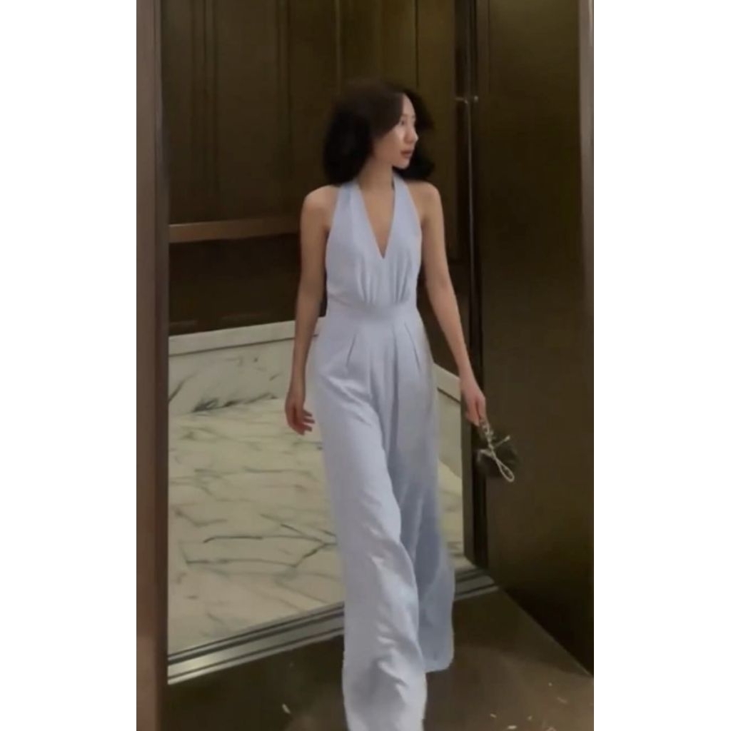 ส่งต่อจั๊มสูท TC store bkk สีฟ้า size XS