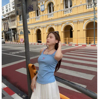 เสื้อกล้ามทรงยาว คอเหลี่ยม Basic Beau Tank