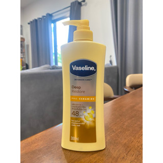 โลชั่น ครีมทาผิว วาสลีน อินเทนซีฟ แคร์ ดีพ รีสโตร์ ปริมาณ 30…