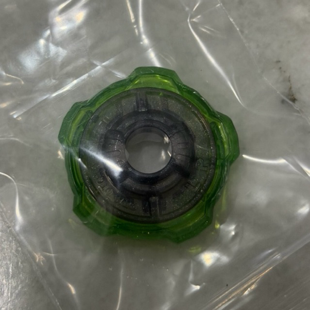 Ratchet Beyblade X รัชเชท 5-60 สีดำเขียว มือ 2 สภาพดีล้อคแน่น (รัชเชทเดิมของเฮลดำเขียว ตัว Limited) 