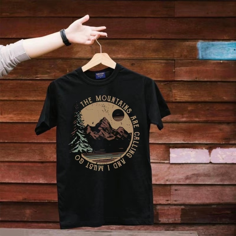 [READY STOCK] เสื้อยืดคอกลมสั้นแขน 100%cottons สไตล์Vintage Nature ลายThe Mountains/ Forest สีดำ/ขาว ไซส์M-3XL สวมสบายแฟ