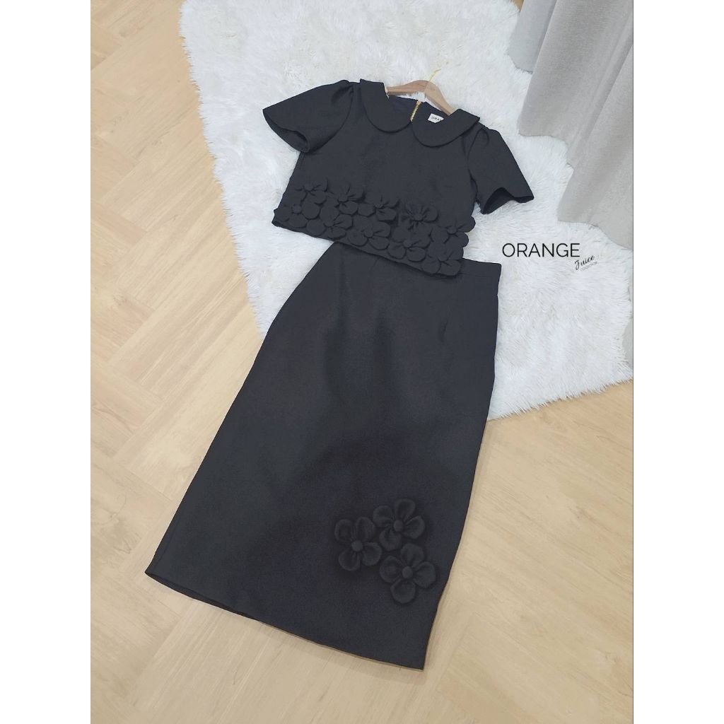 ชุดเซ็ตสีขาว ชุดเซ็ตสีดำ!!! S-5XL Set2ชิ้น ชุดสาวอวบ,เสื้อแขนสั้นแต่งดอกไม้นูน3D+กระโปรงทรงสอบ งานป้าย Orange Juice - รูปที่ 4