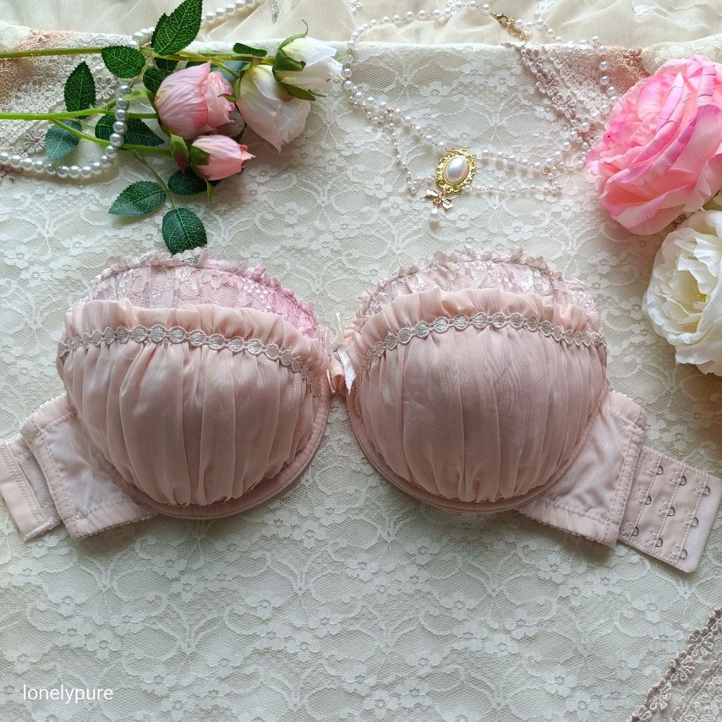 Japan Bra Size : F85 ♡ มีตำหนิ ยกทรงญี่ปุ่น