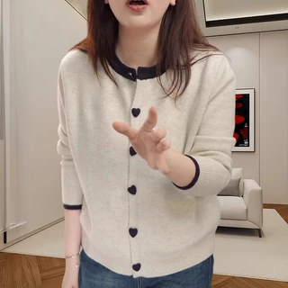 GAKKI เสื้อคาร์ดิแกนผู้หญิง เสื้อสเวตเตอร์แขนยาวคอกลมผู้หญิง กระดุมรูปหัวใจ พร้อมส่ง รุ่น Y9822-1#
