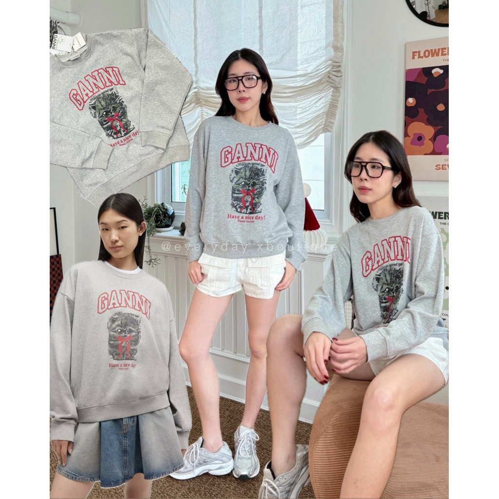 Ganni cat sweater🐈‍⬛❤️🩶(450฿) คอลใหม่! พร้อมส่งเลยค่าา เสื้อแขนยาวสเวตเตอร์ สกรีนลายน้อนแมว งานชนช็อ