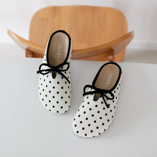 [TOMi-"Bow.dot.] "แนะนำ+1 ไซส์" รองเท้าแตะ Bow ทรงสวมปิดหน้าเท้า- เปิดส้น พื้นนุ่ม *New Arrival[สินค้าพร้อมส่งจากไทย]]