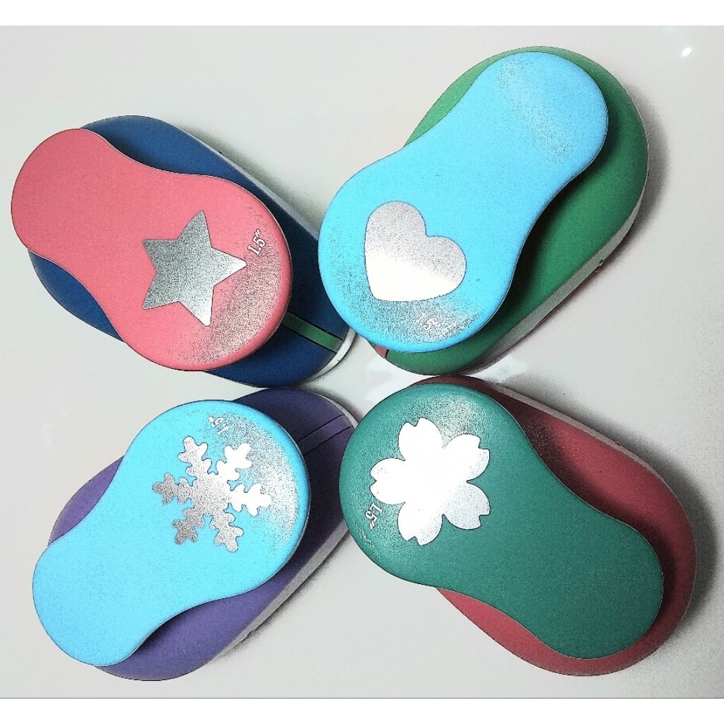 เครื่องเจาะกระดาษ เครื่องตัดกระดาษรูปหัวใจ ดาว ซากุระ หิมะ ตัดสติ๊กเกอร์ (พร้อมส่ง🇹🇭) 1.5 / 2 นิ้ว - รูปที่ 2