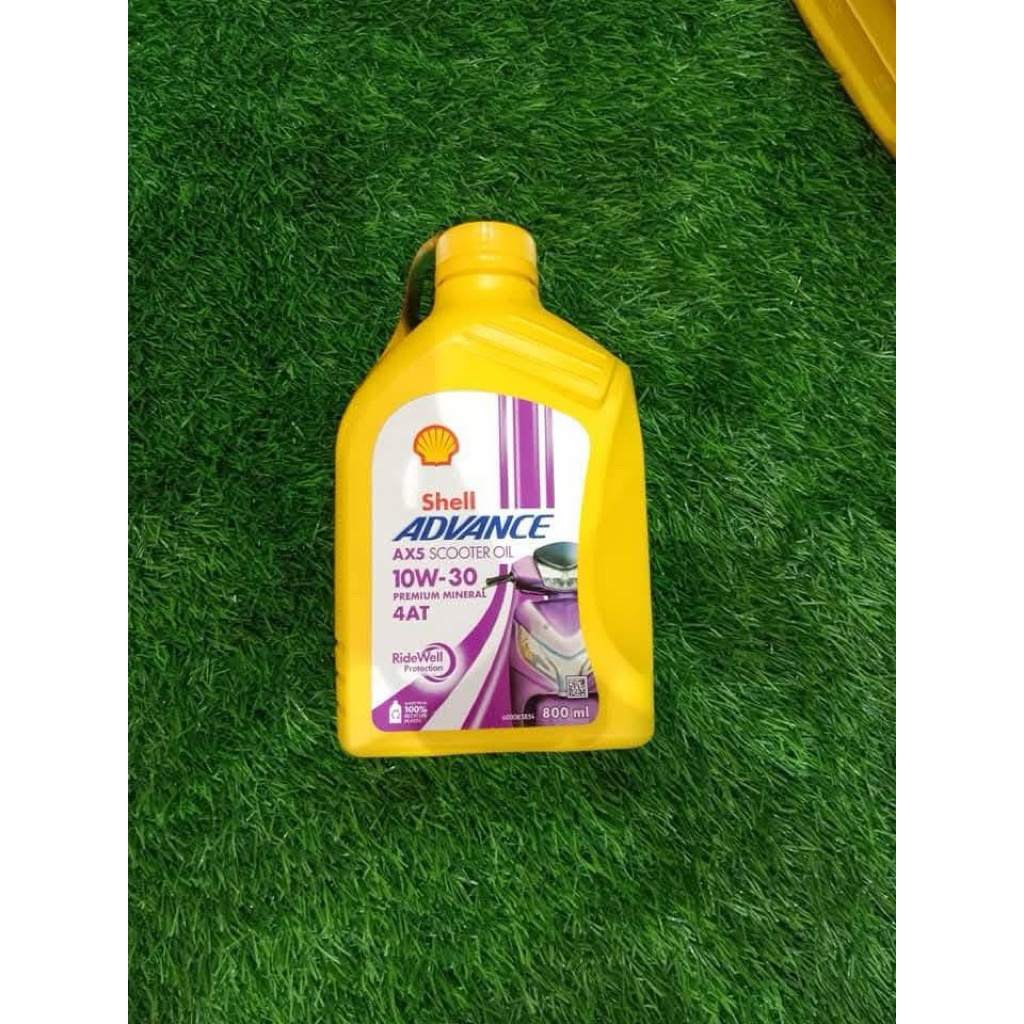 น้ำมันเครื่องเกรดพรีเมียม 0.8 ลิตรเชลล์ แอ๊ดว้านซ์ AX5 สกู๊ตเตอร์ (Shell Advance AX5 Scooter Oil) มี