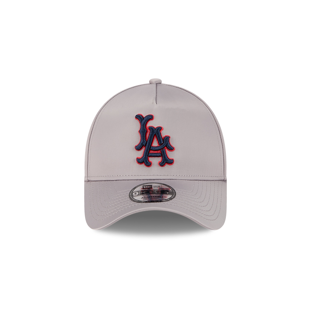 New Era قبعة 9Forty ‏Los Angeles Angels ساتان — رمادي — صورة 2