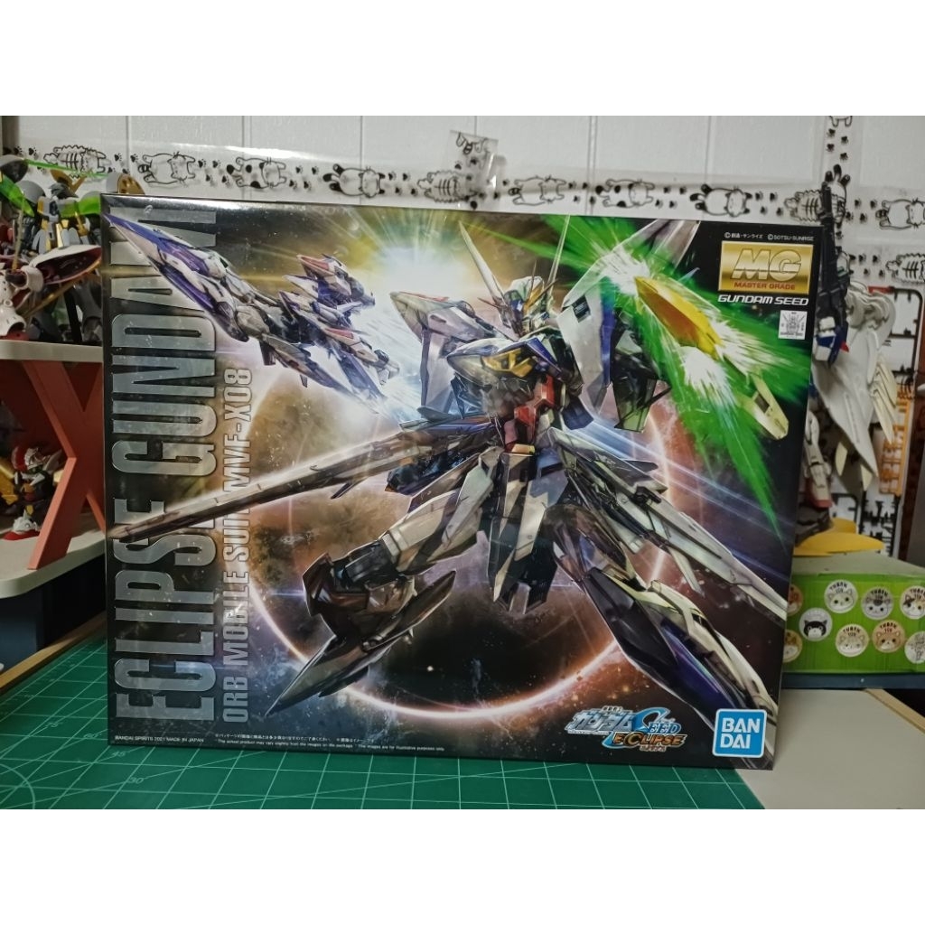 MG - Eclipse Gundam  .
