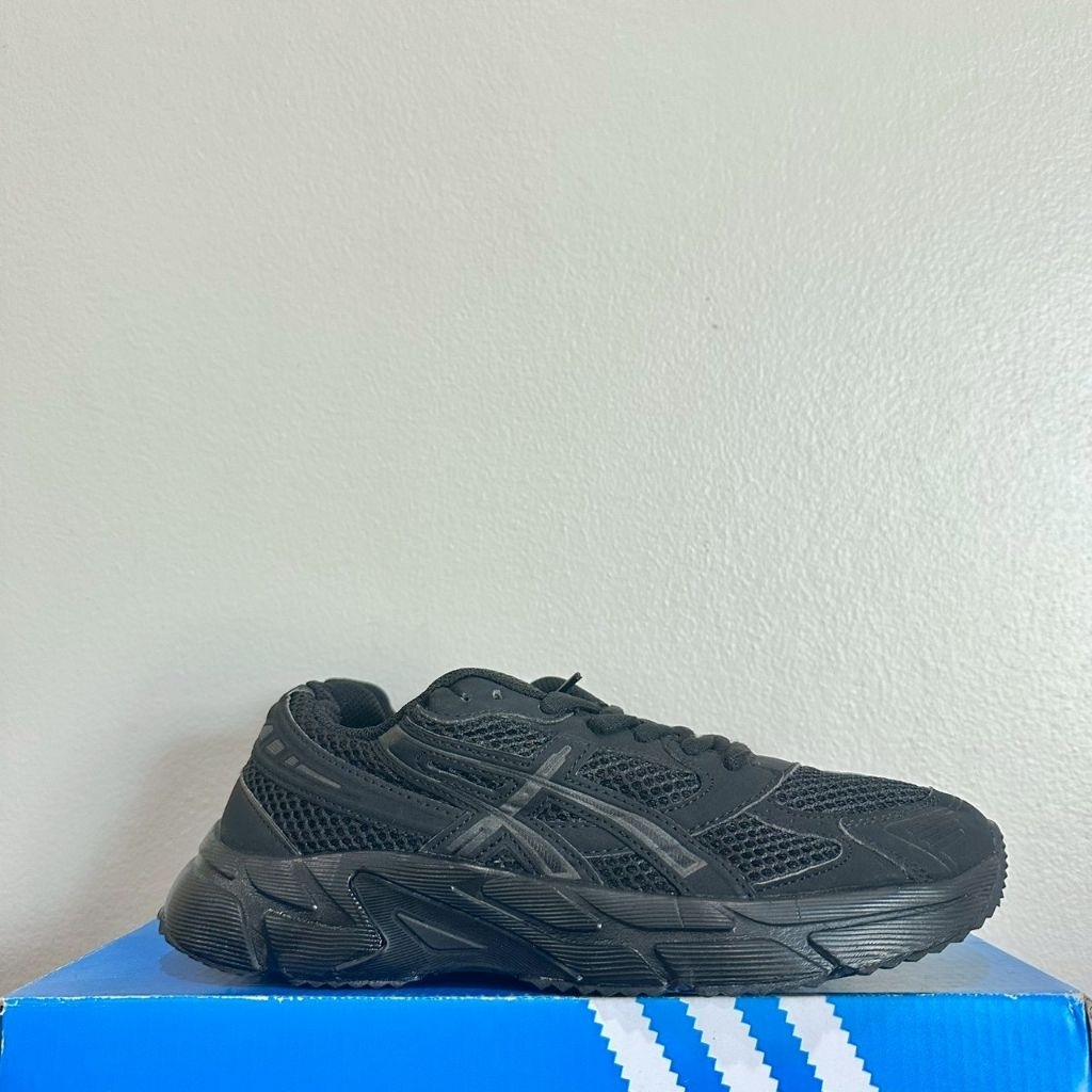 Paperplanes 39/25 มือสอง