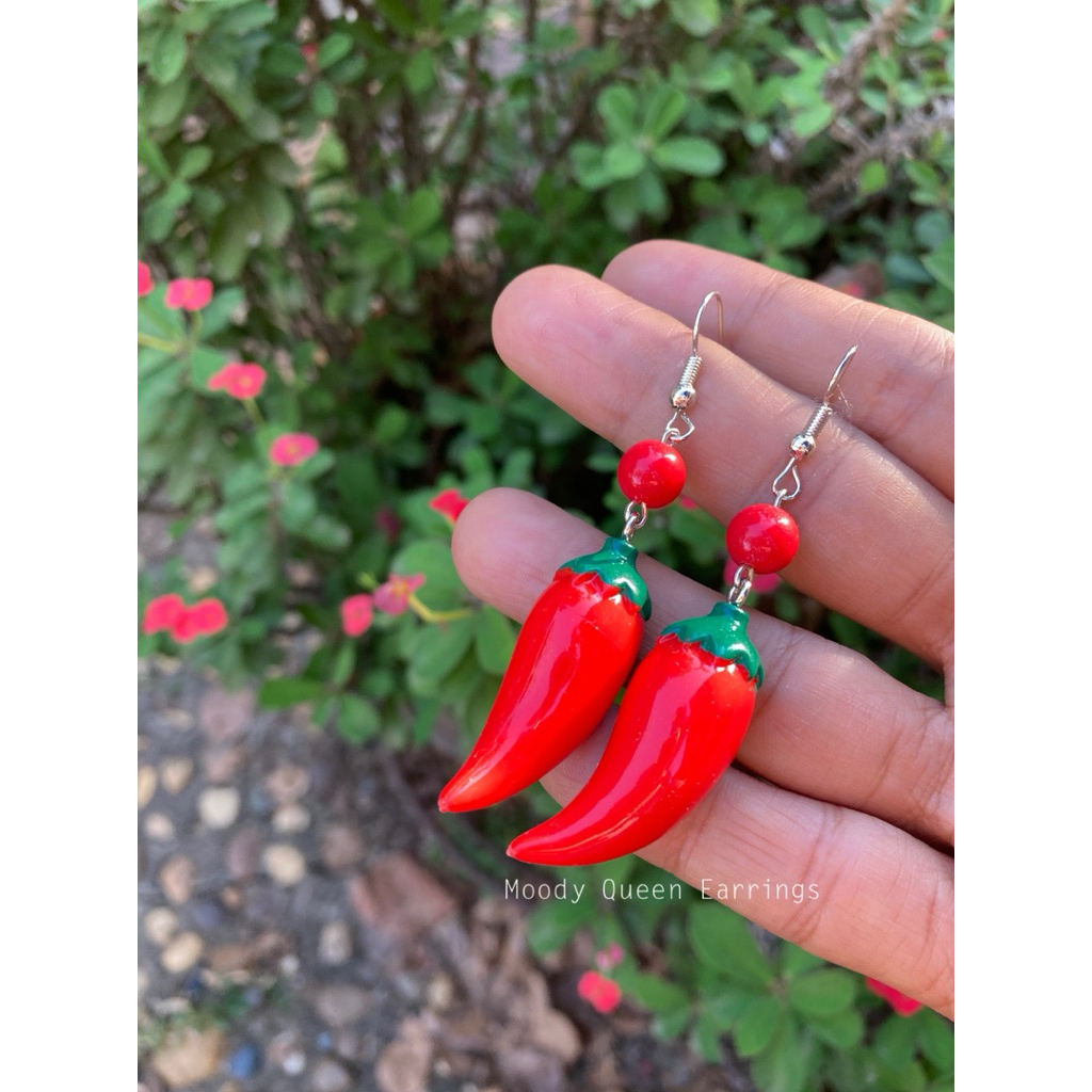 ต่างหูพริกแดง 🌶️ ต่างหูผัก ผลไม้ ต่างหูลูกปัด งานแฮนเมด พร้อมส่ง
