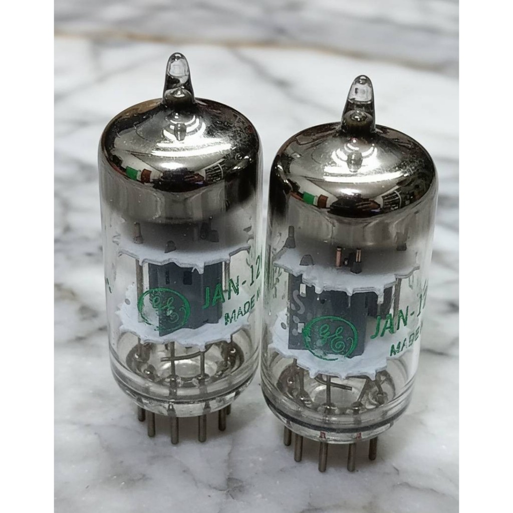 GE JAN 12AT7WC หลอดสูญญากาศ ปรีแอมป์​ Dual​Triode​  NOS/NIB.สินค้าใหม่​ไม่เคยใช้งาน พร้อมกล่อง สามหล