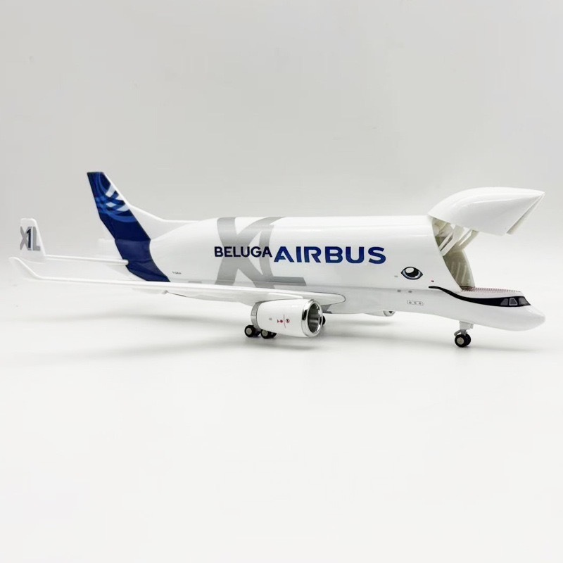 สินค้ามาใหม่ [30cm]โมเดลเครื่องบิน Airbus Beluga XL หัวปลาวาฬ หัวเปิดได้ มีล้อ มีขาตั้งโชว์ ทำด้วย plastic ABS อย่างดี