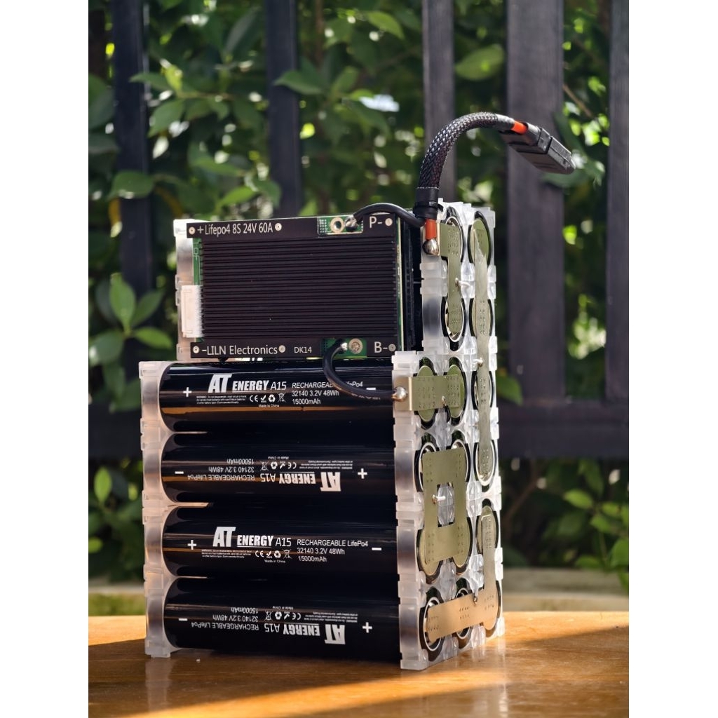 แบตเตอรี่ LFP 32140 8S2p 25.6-29.2V 30,000mAh BMS 60A ทรง 6*6*4