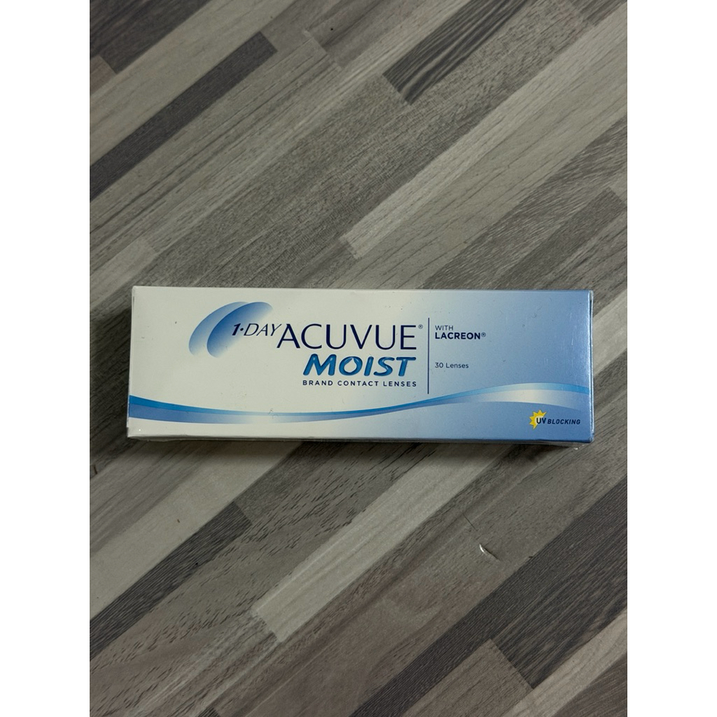Acuvue moist 1 Day คอนแท็กเลนส์รายวัน