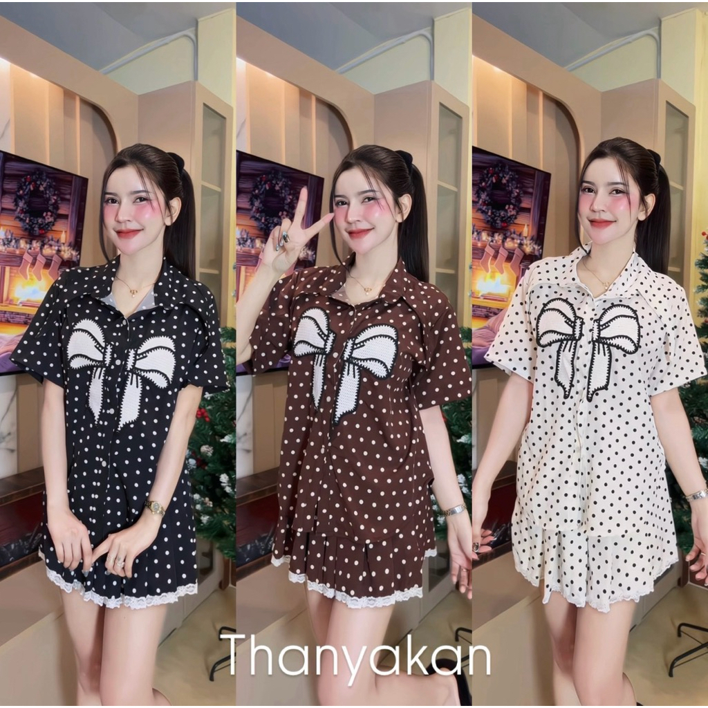 Set 2 ชิ้น ลายจุดโพกาดอท พร้อมกระโปรงซับในกันโป๊ กระดุมใช้งานได้ทุกเม็ด โบว์ปักอย่างดีใหญ่โตมากกก