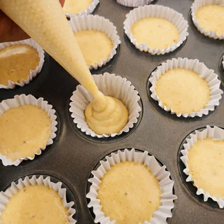 เค้กกล้วยหอมจิ๋ว 120 ชิ้น (Mini banana cakes 120 pcs.)