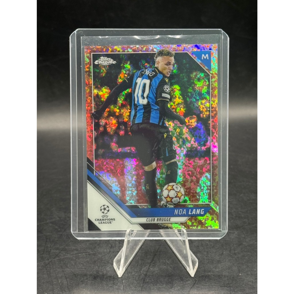 2021 Topps Chrome Noa Lang #13 Rose Gold Mini Diamond /125 - Club Brugge การ์ดฟุตบอล