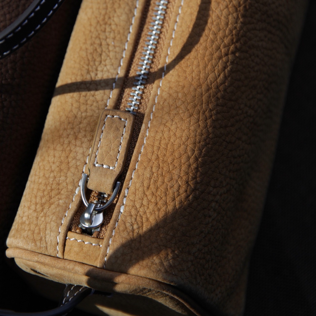 Eclaire Genuine Nubuck Leather (Mini) กระเป๋าหนังแท้ | Curà - Curated Attitude - รูปที่ 6