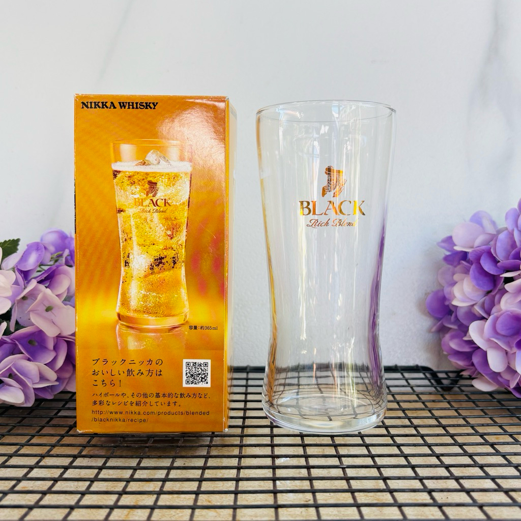 แก้ววิสกี้ NIKKA WHISKY BLACK Rich Blend 365ml มือสอง จากญี่ปุ่น
