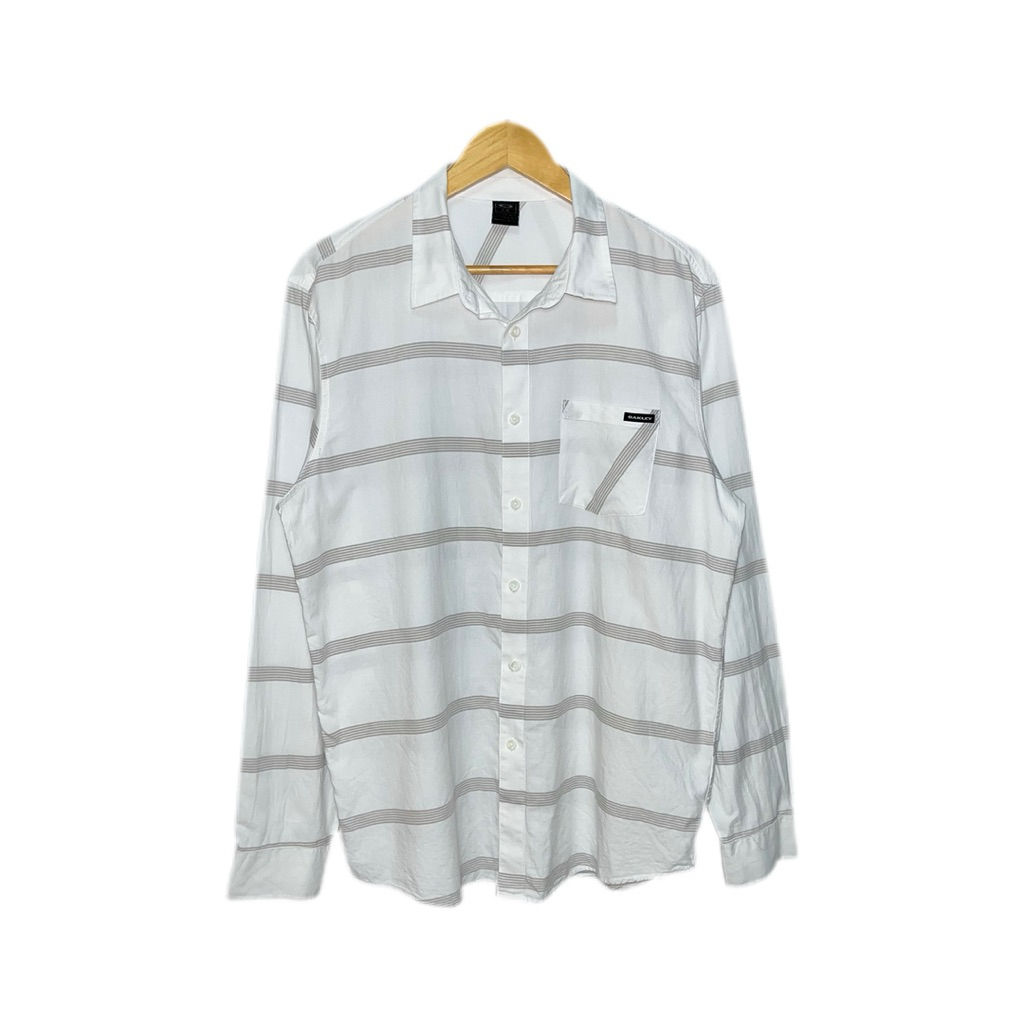 เสื้อเชิ้ตแขนยาว Oakley มือสอง