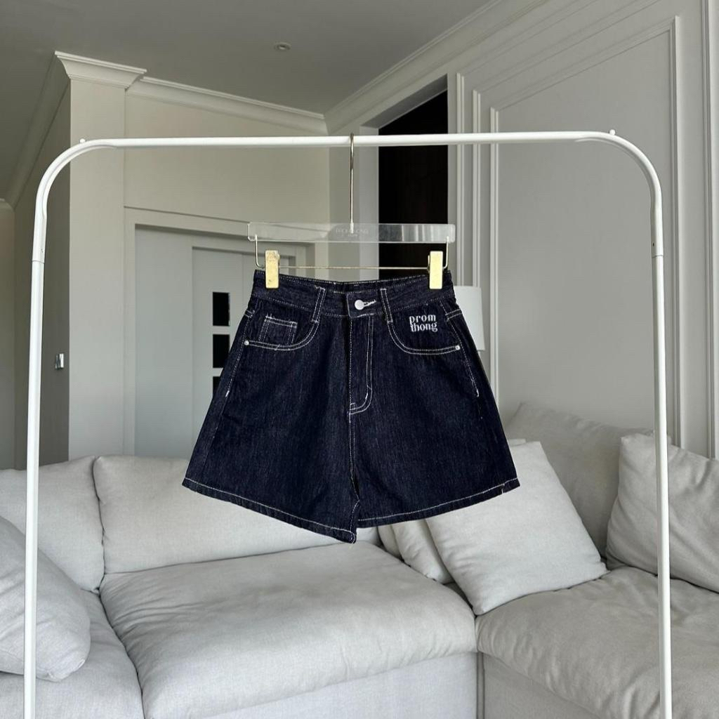 ส่งต่อ PT30153 สีครามดิบ กางเกงยีนส์ขาสั้นปัก PROMTHONG