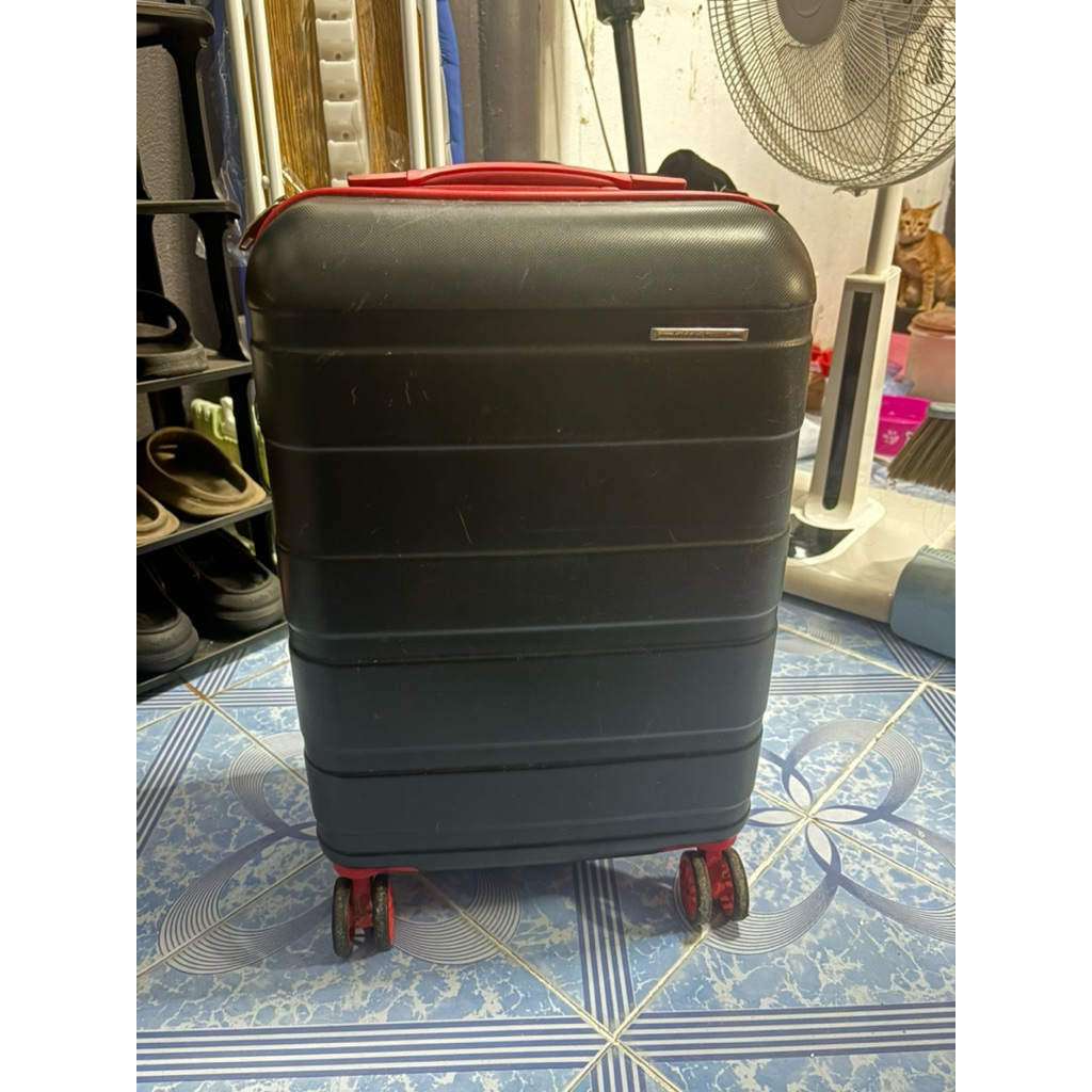 SCB M x Caggioni luggage กระเป๋าเดินทางล้อลาก 4 ล้อ แบบซิป