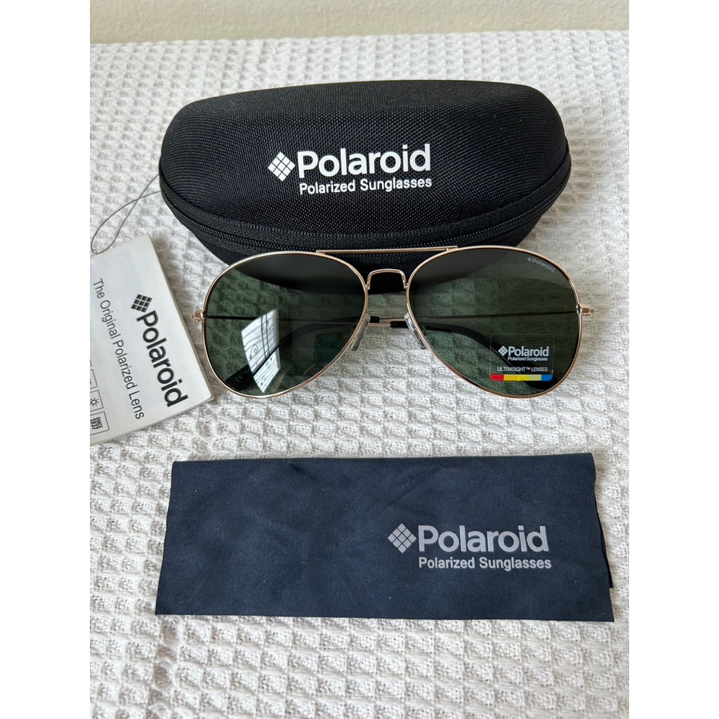 Polaroid แว่นกันแดด ของแท้100% รุ่น Polaroid 04214