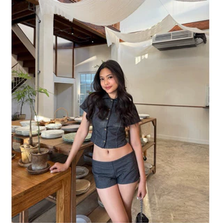 Jenner top (เฉพาะเสื้ิอ) เสื้อยีนส์รัดรูป