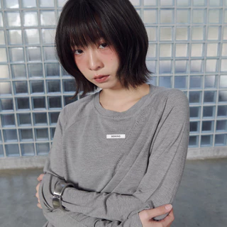 Bemingtop1078(S-2XL)-BMG Crew Neck Tee - เสื้อแขนยาวคอกลมสไตล์มินิมอล โทนเรียบ ปักป้ายโลโก้ BEMING