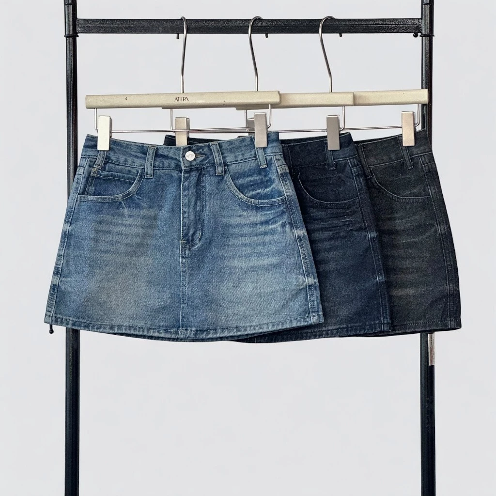 Atipashop - Form Denim mini skirt (#ATP602) กระโปรงยีนส์ ทรงสวย